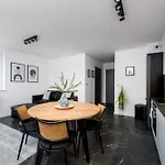 Apartments Deluxe Cannes 51